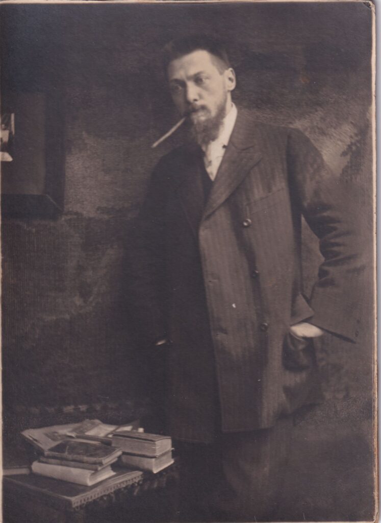 Silvio Benco, 1900 – coll. Fototeca CMSA – ph. Pietro Opiglia