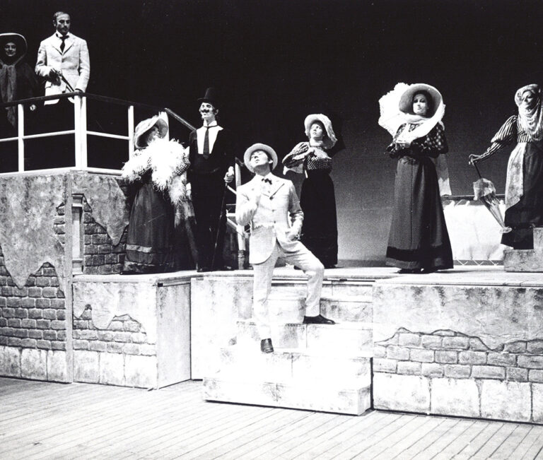 Noi delle vecchie province Foto di scena, Trieste, Politeama Rossetti, 1972 Civico Museo Teatrale Carlo Schmidl. Dono Ariella Reggio